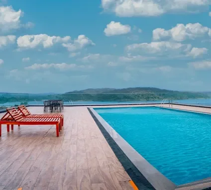 Hotel Hilltop International